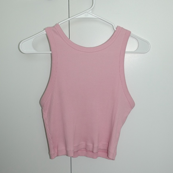 UNIQLO - Ribbed Racer Back Cropped Tank Top - Picture 4 of 8